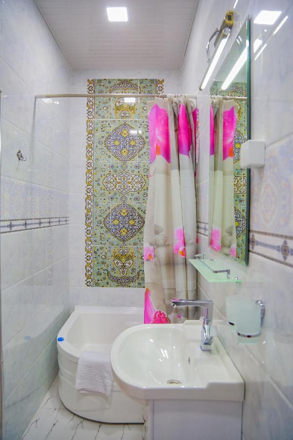 Old Gate Family Guest House Buxoro Ngoại thất bức ảnh